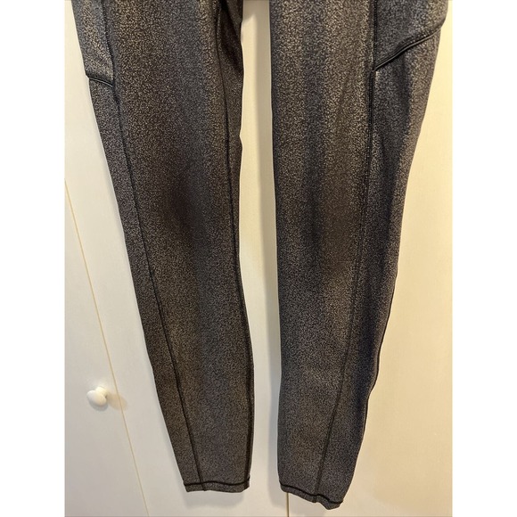Lululemon Speed Up Tight Foil 28" Luminosity Print Black/Silver Luxtreme Sz 6 - Picture 3 of 10